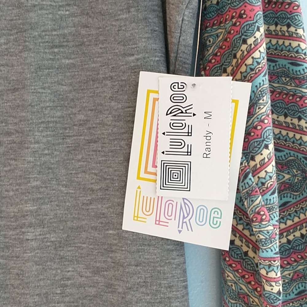 New Lularoe Randy top - Picture 3 of 5